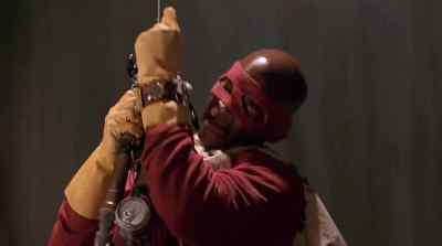 Hang on, l'm coming down. Just hang on! - Blankman