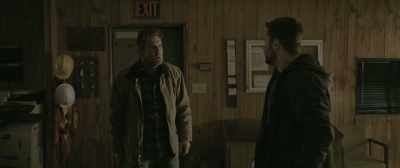 - Hang on, man.
- What are you doing in here? - Kin