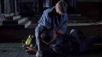 Hang on, Perry. - Night of the Demons 2