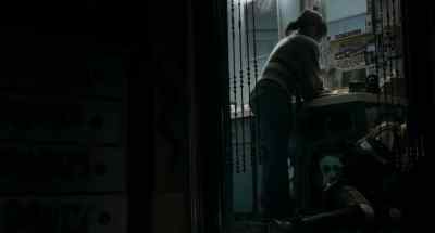 Hang on. - Halloween II
