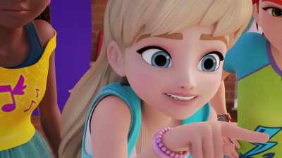 Hang on. There's a piece
missing. Right there. - LEGO Friends: Girls on a Mission