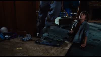 Hang on, Walter! - Zathura: A Space Adventure