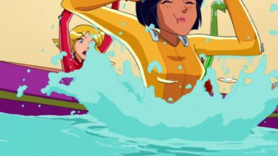 Hang on, we're
hitting white water. - Totally Spies!