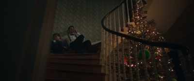 Hang on, wind action.
Wind, wind, wind. - Silent Night
