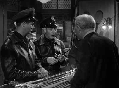 Hang onto 'em, Pete. - Scandal Sheet