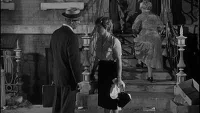 Hank, maybe you shouldn't
have walked me home. - The Young Savages