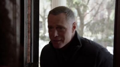 - Hank. - Chicago P.D.