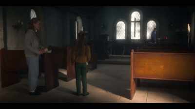 [Hannah chuckles] - The Haunting of Bly Manor