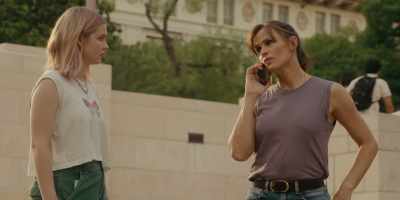 Hannah? It's me. - The Last Thing He Told Me