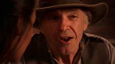 Hannah likes you. - Relic Hunter