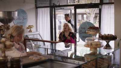 Hannah.,, we ran into each
other on the street - A Sprinkle of Deceit: A Hannah Swensen Mystery