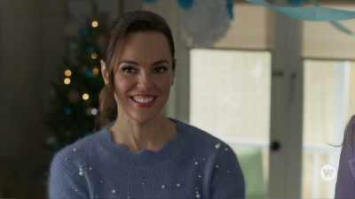 ♪ Happy birthday,
dear Audrey. ♪ - Christmas Bedtime Stories