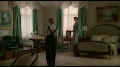 - Happy birthday.
- Pleased to meet you. - Tove