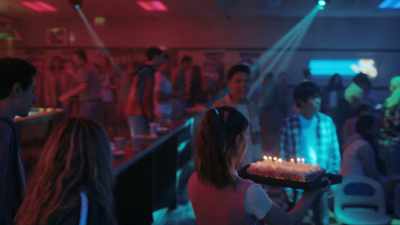 ♪ Happy birthday to you ♪ - American Born Chinese