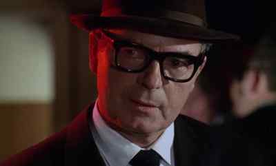 Harding asked me to come to talk to you. - The File of the Golden Goose