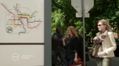 Hardison: He's trying to block
his phone's gps, - Leverage
