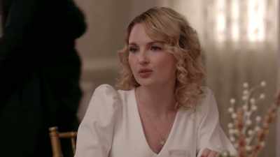 - Hardly suitable for his station.
- Your Royal Highness, may I? - The PA and the Manhattan Prince