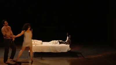 Hark, there's one up - RSC Live: Troilus and Cressida
