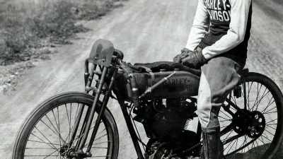 Harley‐Davidson releases
its own V‐twin engine - The Machines That Built America
