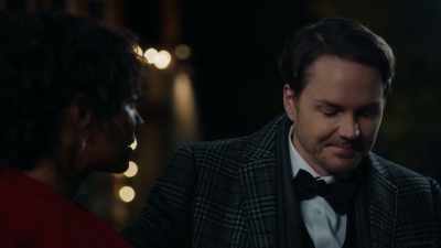 (Harrington chuckles) - Magic in Mistletoe