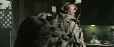 HARRIS: Go, keep moving! - Battle Los Angeles