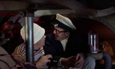Harry, we don't know how to run
a submarine. We'll all get killed. - The Boatniks