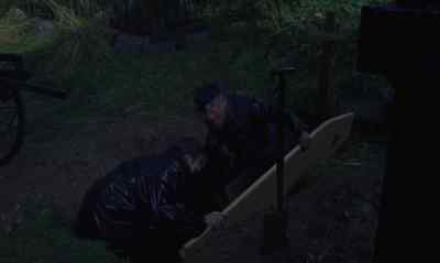 Harry, I'll deal with him. - The Reptile