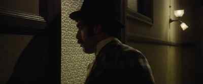 - Harry, open the door.
- Go away. - Harry and Walter Go to New York