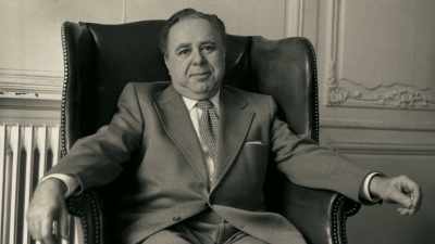 Harry Saltzman,
God rest his soul, - The Sound of 007