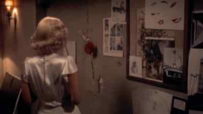 - Hasn't she fixed
that wall yet?
- I like it. - The Day of the Locust