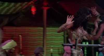 Hassan, don't drink!
The wine is poisoned. Help Aboo-Seer. - Sinbad and the Eye of the Tiger