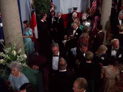 Hated to leave him
standing there, poor boy. - Murder, She Wrote