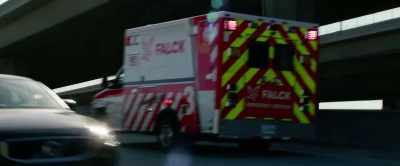 Haul ass! Haul ass! - Ambulance