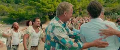 - Have a look. - Oh!
- ♪ Dig in the dancing queen ♪ - Mamma Mia! Here We Go Again