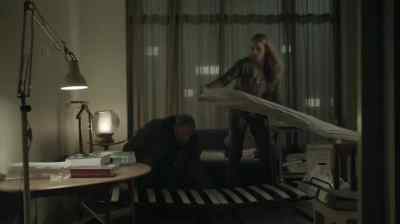 - Have you always lived alone?
- I'm no good as a girlfriend. - The Bridge