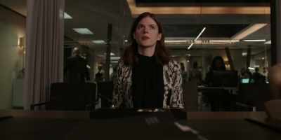 - Have you been waiting long?
- No. Am I being fired? - The Good Fight