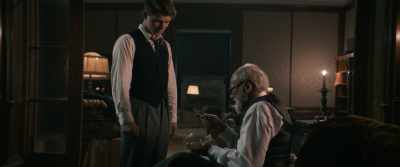 Have you ever held anything this marvelous,
this wonderful, - The Tobacconist