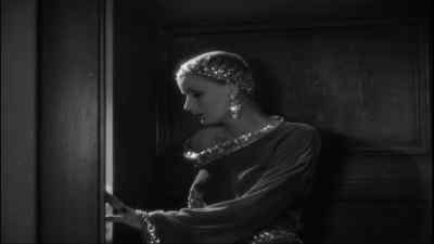 Have you ever played squidgilum? - Mata Hari