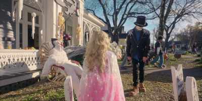 - Have fun, dark princess.
- Better not be late. - Spirit Halloween: The Movie