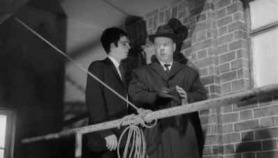 Have you gone mad or something? - The Small World of Sammy Lee