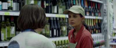 Have you seen a woman?
Brunette but older. - The Ex-Wife