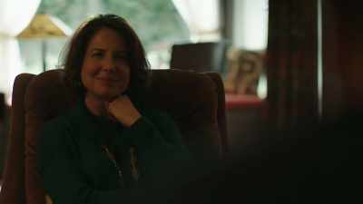 Have you seen her? Look at her. - Big Little Lies