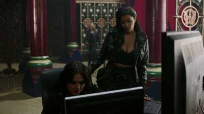 Have you talked with your sisters? Outside is in standby mode. - Sharknado 5: Global Swarming