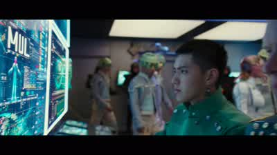Have you run a DNA search? - Valerian and the City of a Thousand Planets