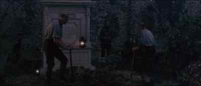 - Have you another spade?
- Yes, sir. - The Tomb of Ligeia