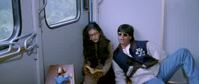 Haven't I seen you somewhere? - Dilwale Dulhania Le Jayenge