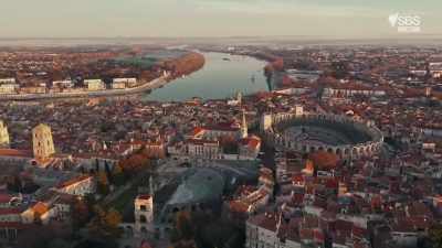 Having already founded Marseille, - Roman Megastructures