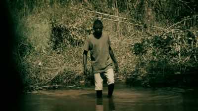 HAVING NOT SEEN
THE CREATURE HIMSELF, - Expedition Mungo