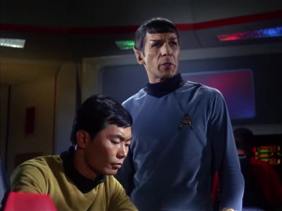 Having trouble, gentlemen? - Star Trek