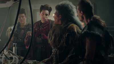 Having trouble putting on a bow tie - - Red Dwarf: The Promised Land